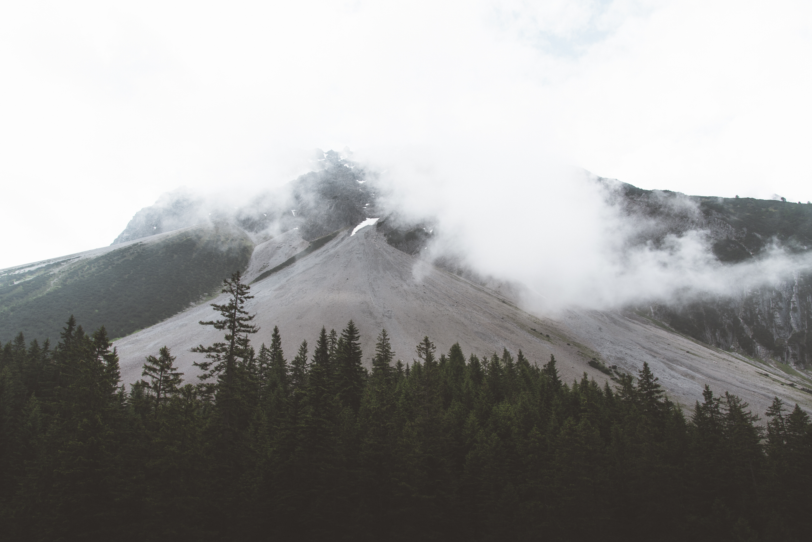 photo of summer hike